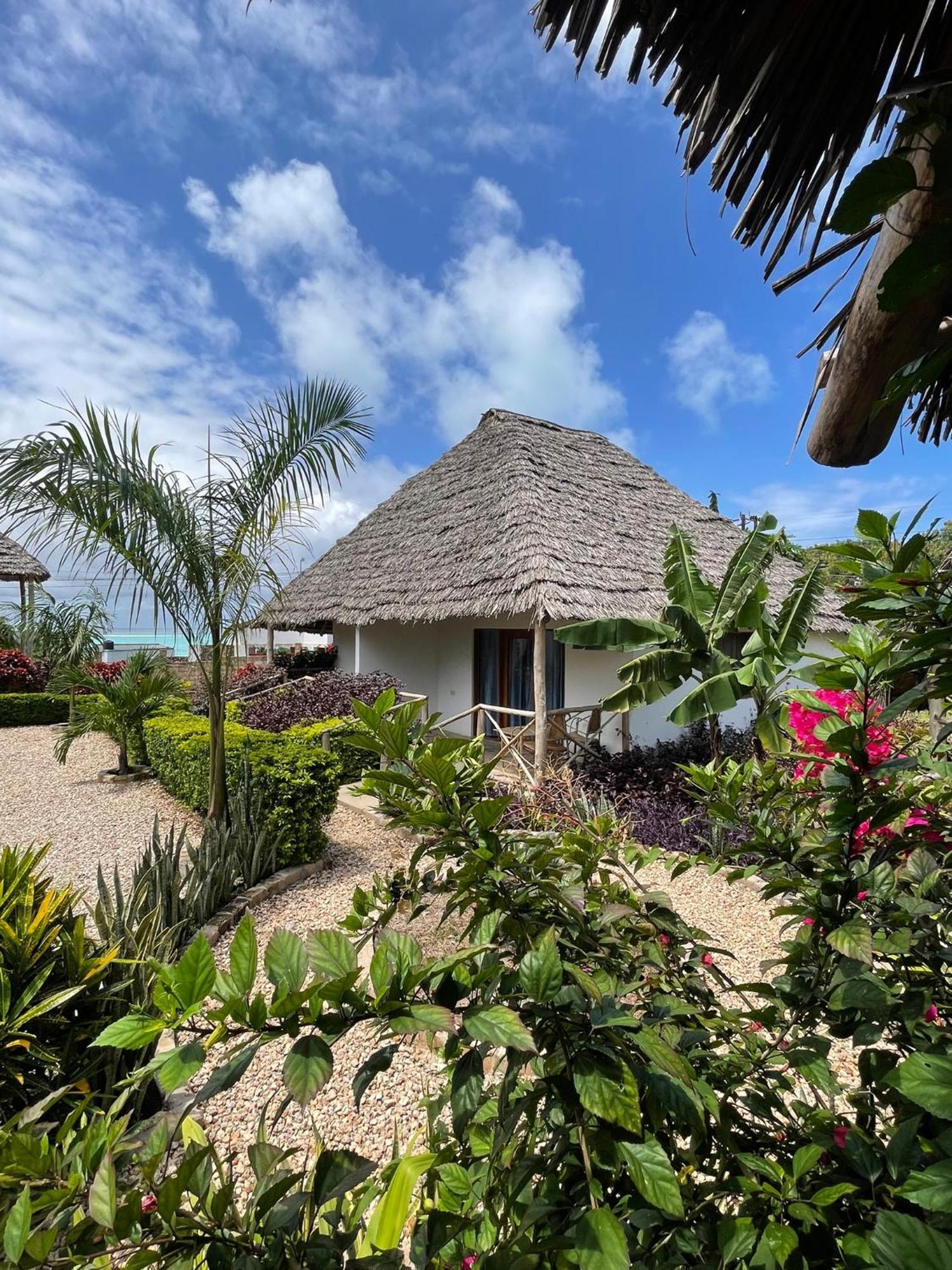 Kokopelli Bungalows Nungwi Esterno foto